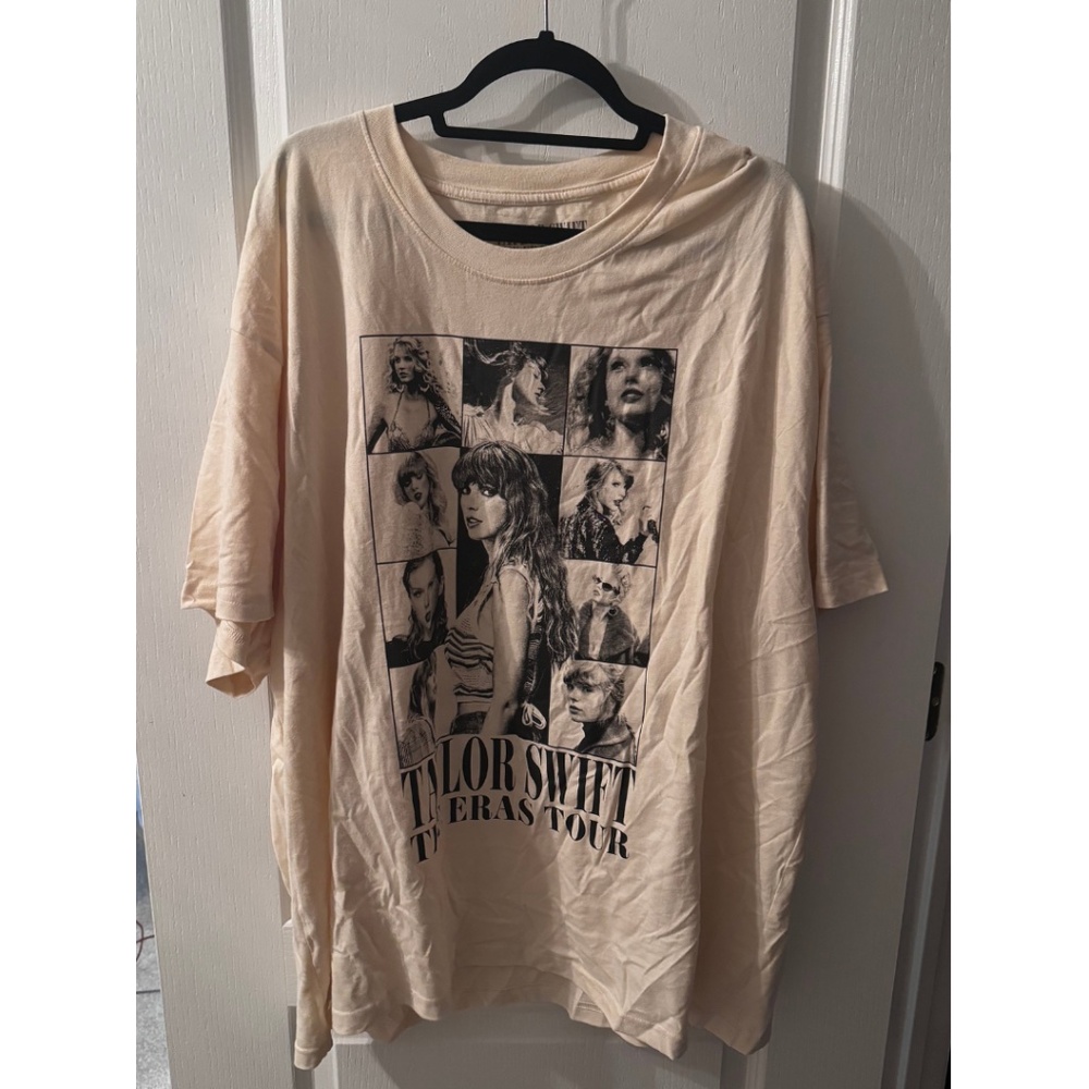 Taylor Swift | The Eras Tour US Dates Beige T-Shirt - Picture 3 of 7